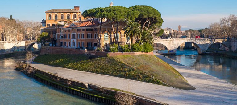 Isola Tiberina Roma
