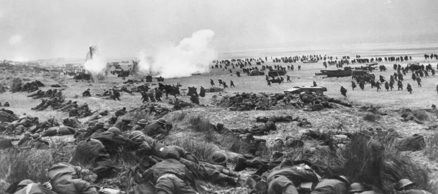 La battaglia di Dunkerque, 1940. L’evacuazione di 338.000 soldati in fuga dai tedeschi