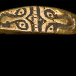 Anello bifacciale trovato a Cracovia