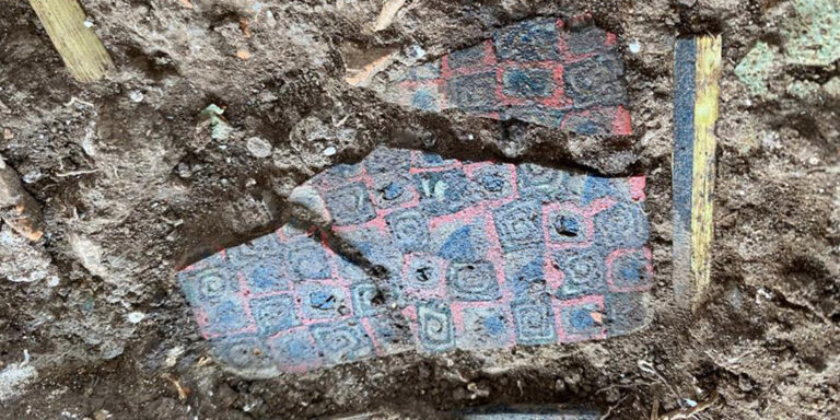 Plateques in vetro millefiori del V secolo d.C. scoperte nell’antica città licia di Myra
