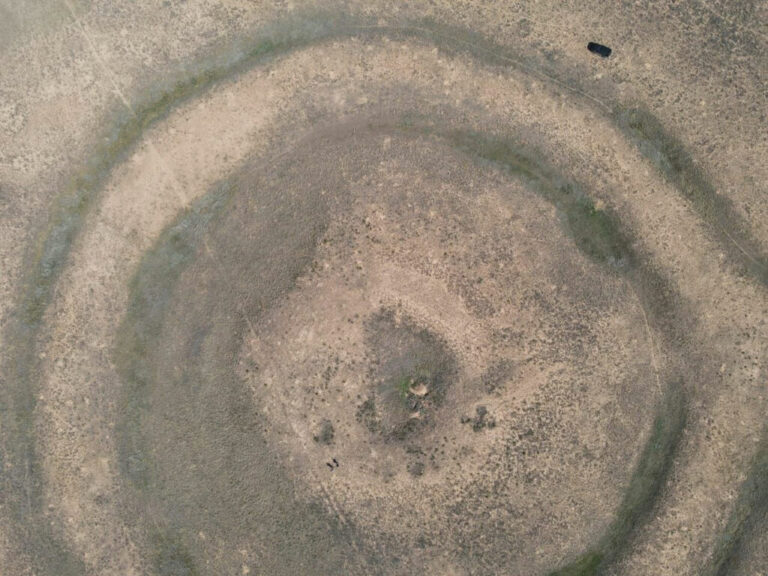 Kazakistan. Scoperti 150 misteriosi tumuli funerari che riscrivono la storia delle steppe.