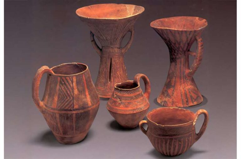 Sicilia, 4000 anni fa: La scoperta che riscrive la dieta antica. Stufato di cavallo durante il rituale nell’Età del Bronzo