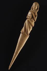 Eilean Donan. Scavi svelano la vita di corte nel XIII secolo: rinvenuto in Scozia il più raro strumento di bellezza medievale